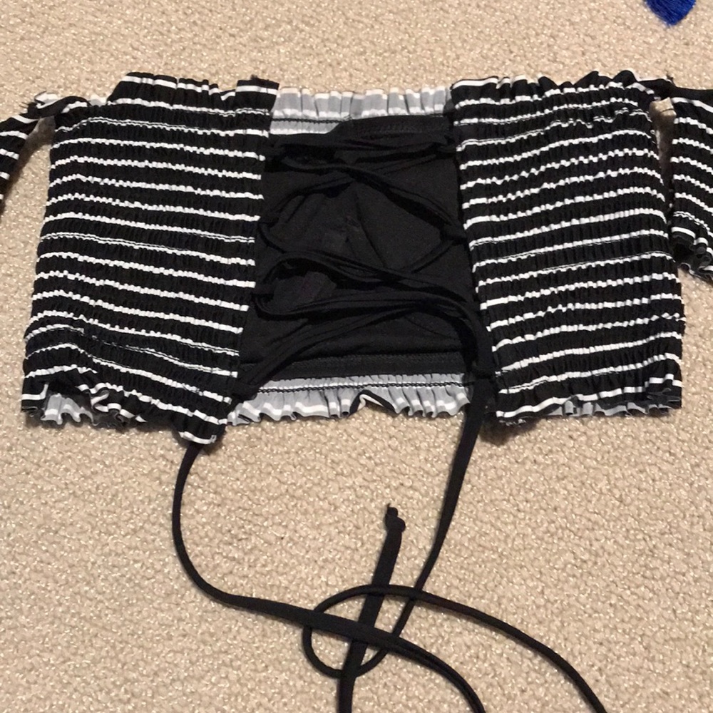 Bathing suit top - Picture 2 of 2
